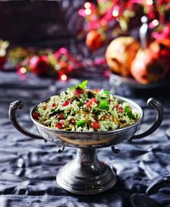 arwmatiko pilafi me rodi safran kai ksirous karpous exo