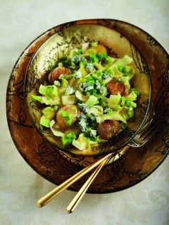 salata me sikore kai kastana