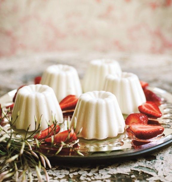 PANACOTA ME GIAOYRTI KAI RODONERO ive magazine.gr