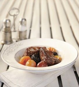 Tender beef and onion stew