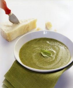 Zucchini basil soup with parmesan