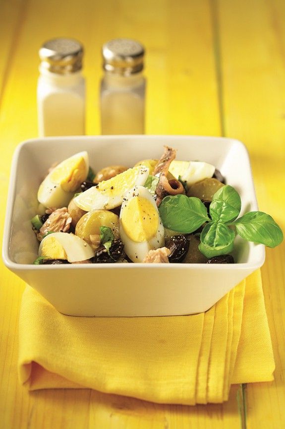 patatotonosalata me avga kai elies-Tina Webb