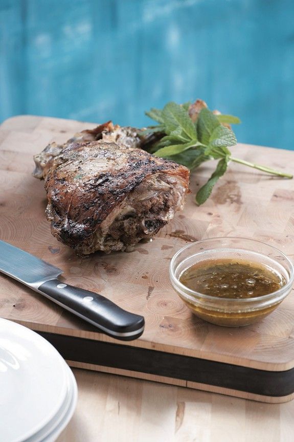 psito arnaki sto foyrno