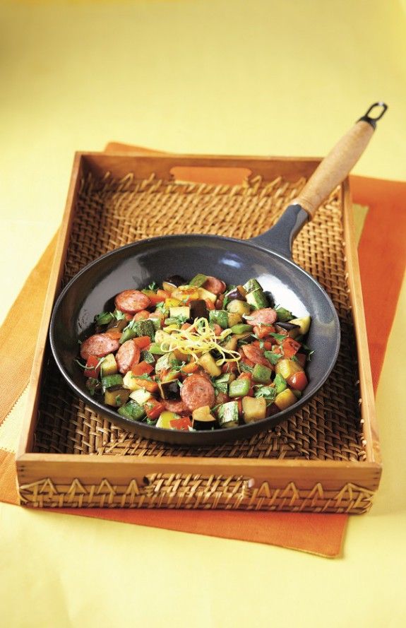 briam se tigani me loykaniko