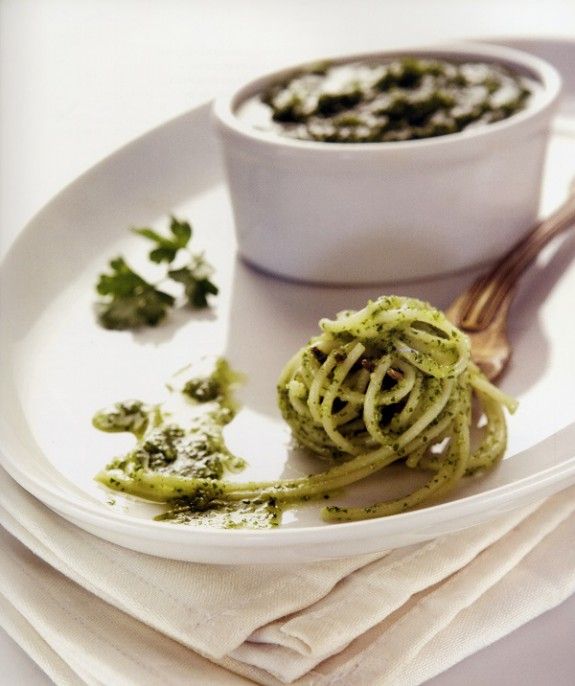 to elliniko pesto