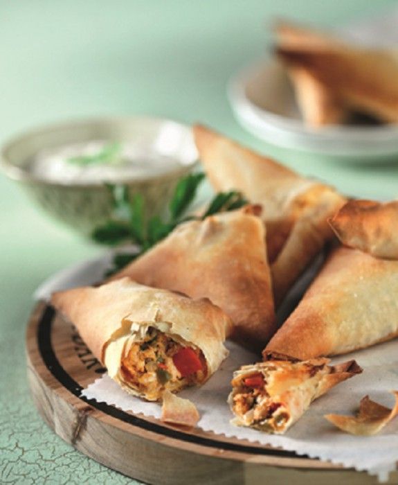 trigonakia me pikantiko kima kotopoulo