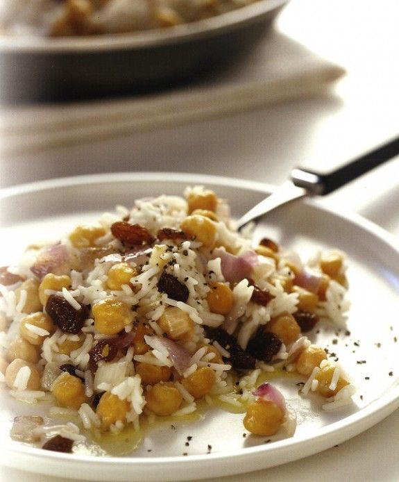 pilafi-me-revithia-kai-swte-kremmydia-