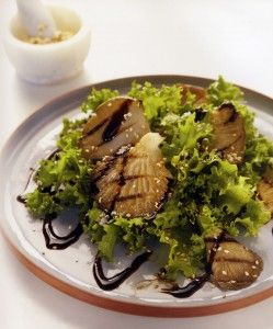 prasini-salata-me-psita-manitaria-kai-soysami