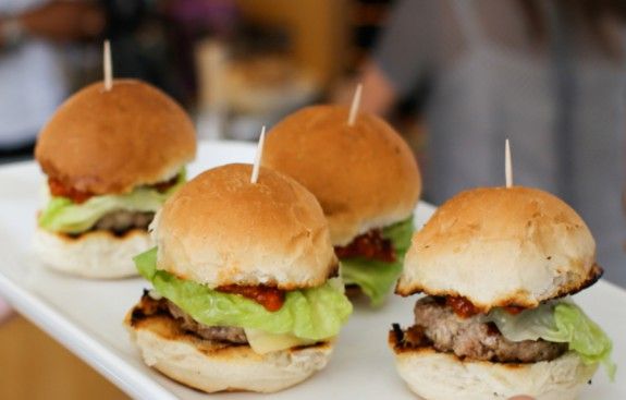 walking-dead-burgers3