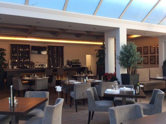 MezzaLuna_Space_Photo3