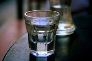 tsipouro5-thumb-large