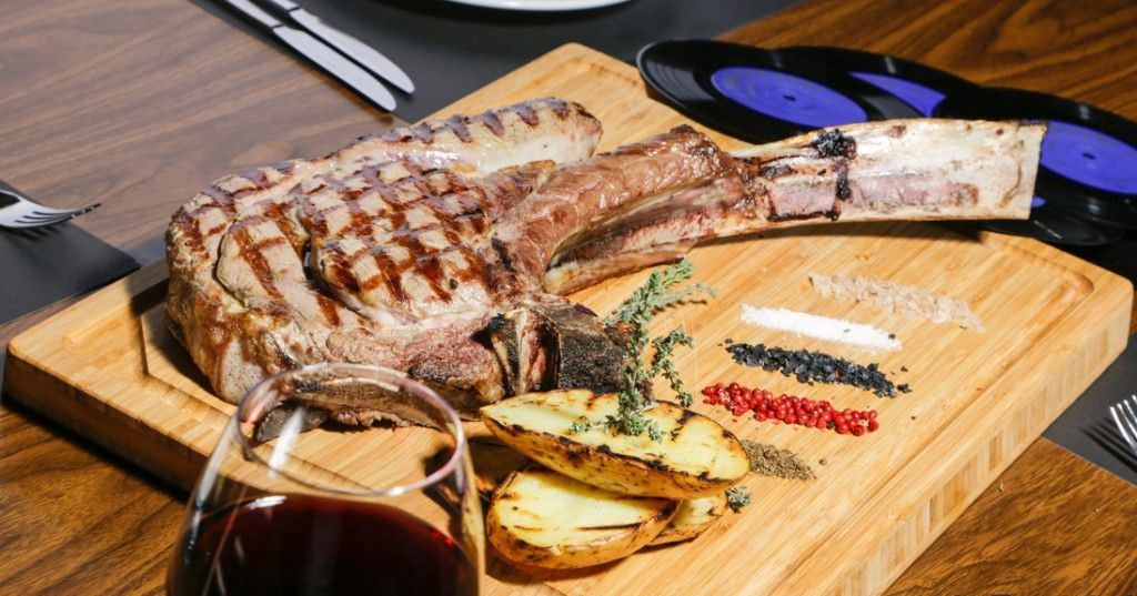 Τomahawk steak olivemagazinegr