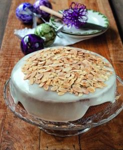 BASILOPITA ME LEYKO GLASO