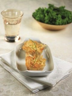 SOYFLEDAKIA ME KASTANA KAI TYRIA