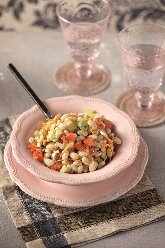 salata me aspra fasolia k mpeikon