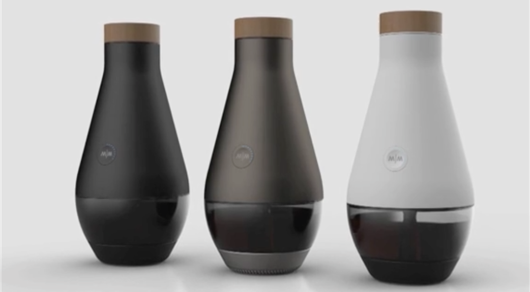 l_7431_miracle-machine-water-into-wine