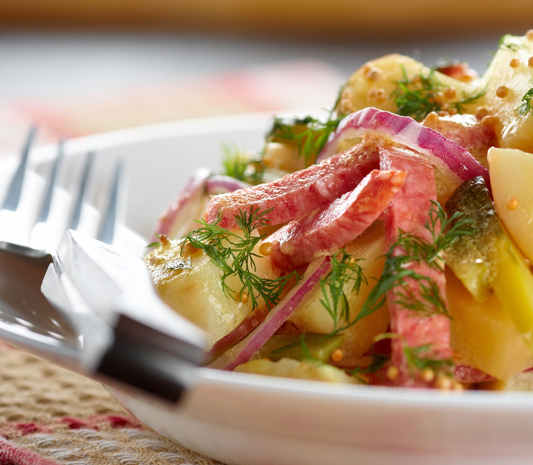 patatosalala-me-salami_slider