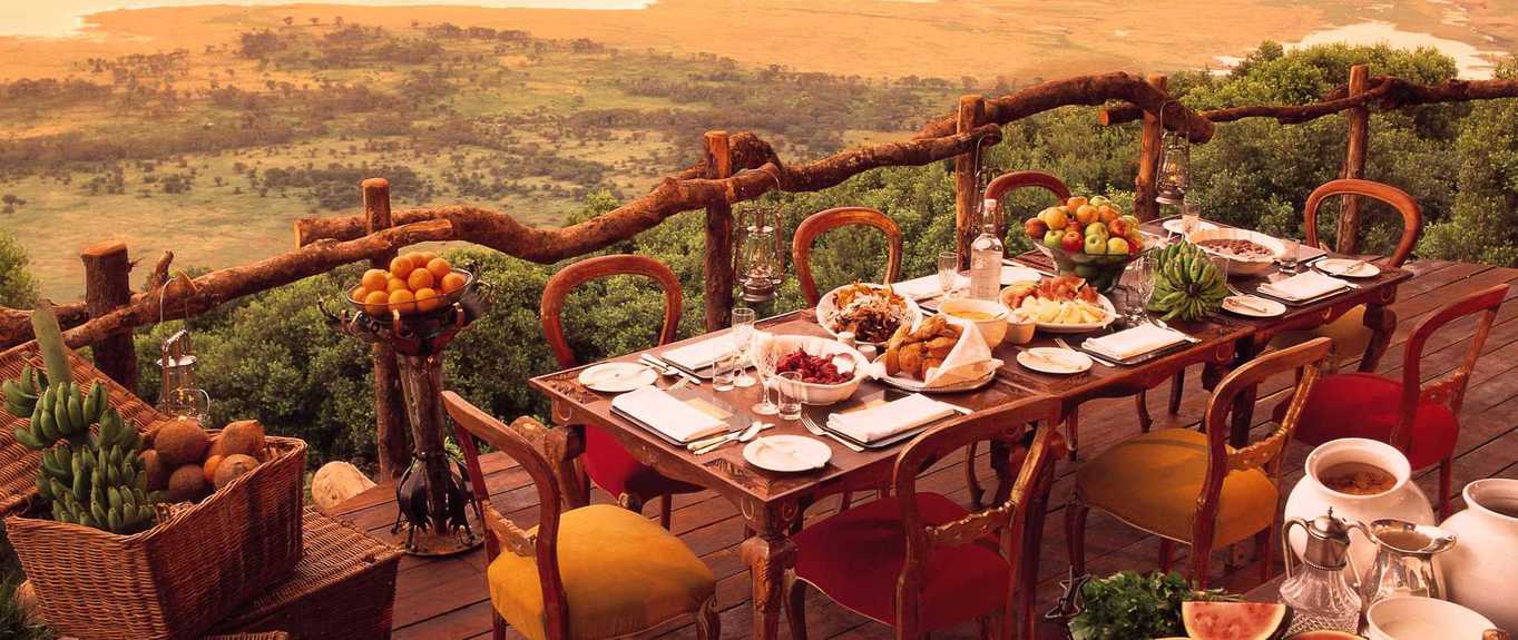 ngorongoro-crater-lodge-breakfast1.jpg.1920x810_default
