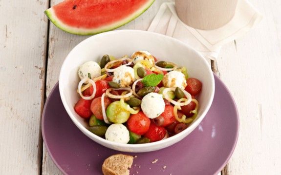 xoriatiki-me-karpouzi-anoigma