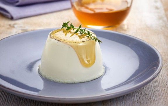 panakota-me-anthoturo-kai-meli-148916studiopaterakis