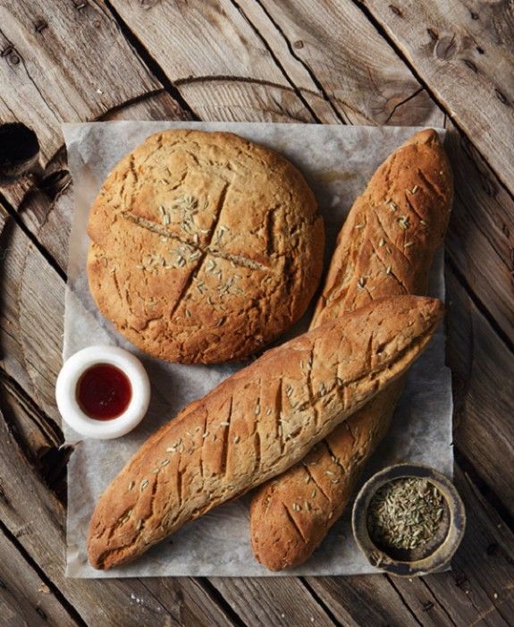 kritharenio-psomi-me-petimezi-glykaniso