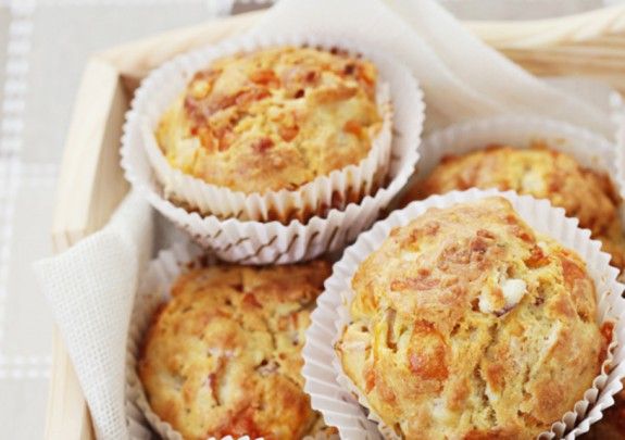 ANOIGMA-kekakia-me-feta-kremmydaki-kai-fresko-anitho