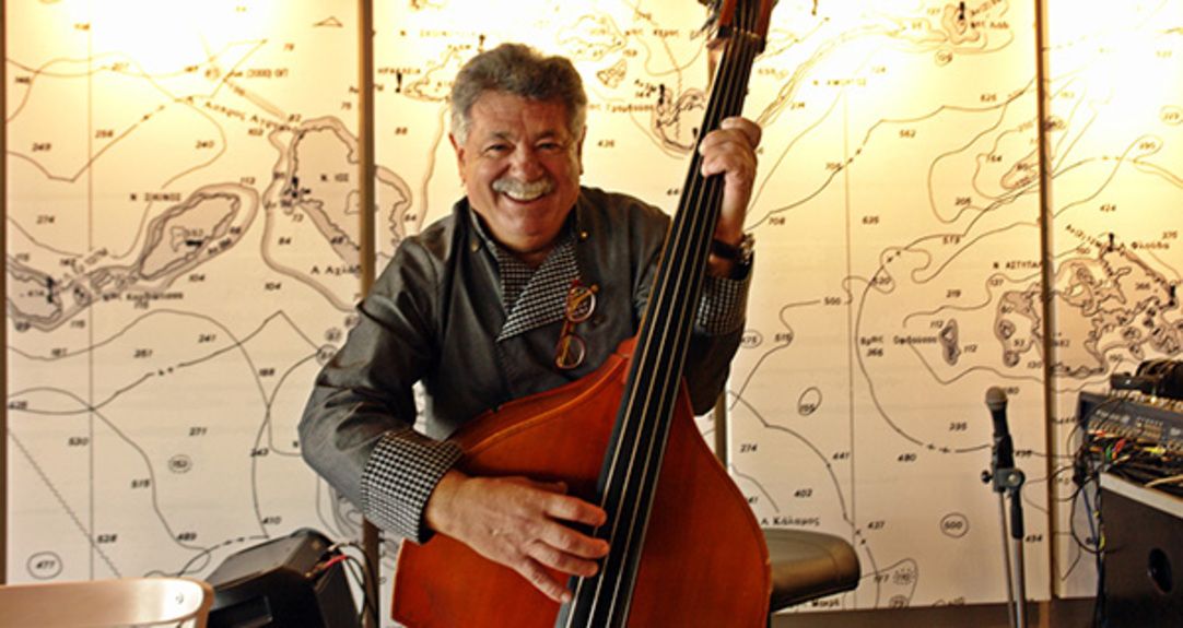 Lefteris-Lazarou-sti-mousiki-skini