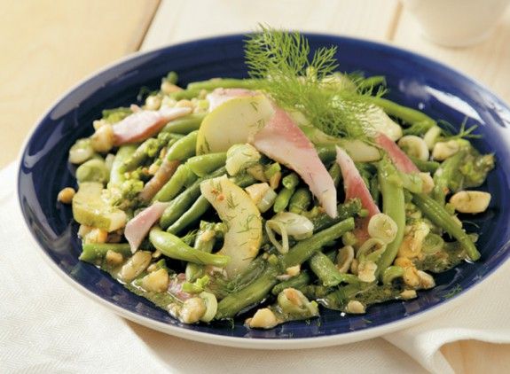 ANOIGMA-fasolakia-stroggula-me-mila-k-pestrofa