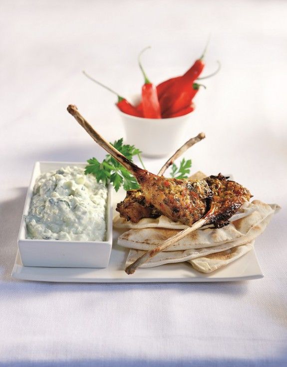 PIKANTIKES ARNISIES KOTOLETES ME DROSERO NTIP