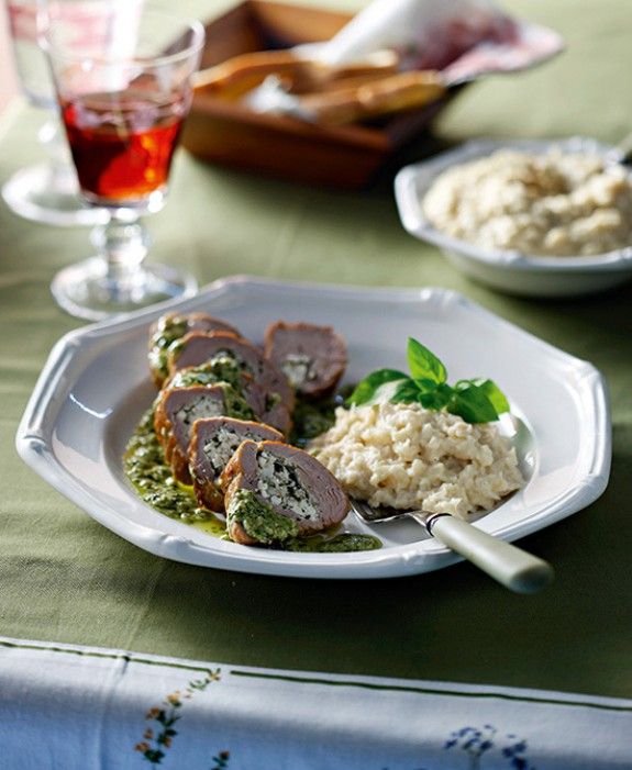 sparonefri-gemisto-me-feta