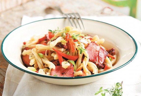 anoigma-sioufixta-makaronia-me-apaki