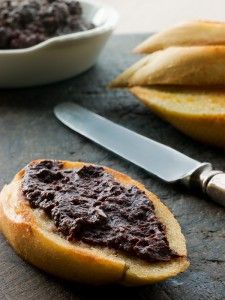 Black olive, anchovy and caper paté