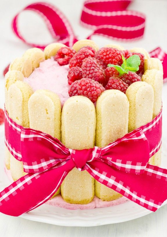 tourta sarlot me vatomoura