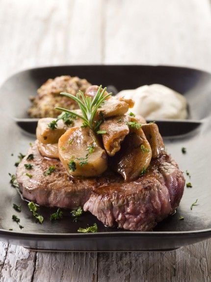 mosharisio fileto me saltsa moustardas