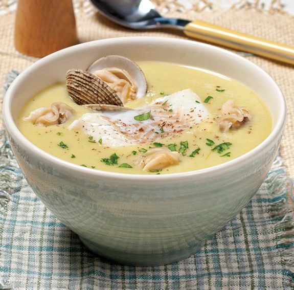 soupa-me-bakaliaro-kai-kidonia