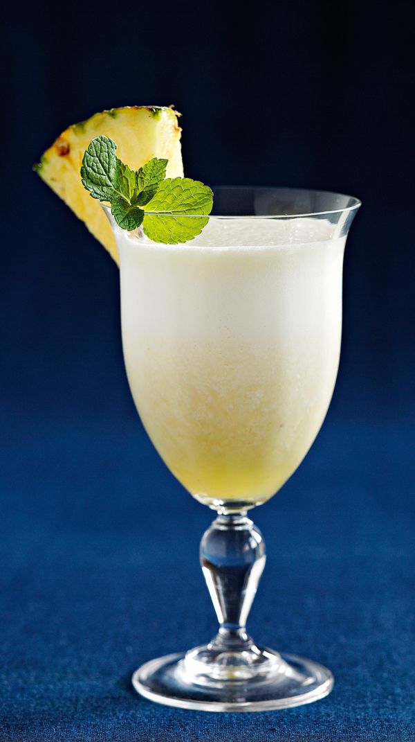 #37-Pineapple-cocktail