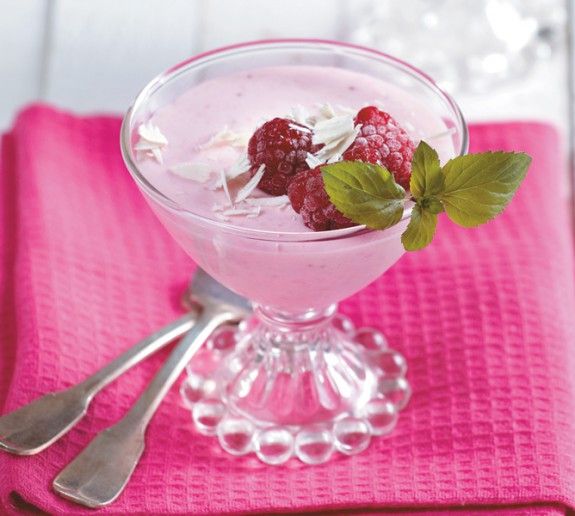 mous-giaourtiou-apo-kokkina-frouta-