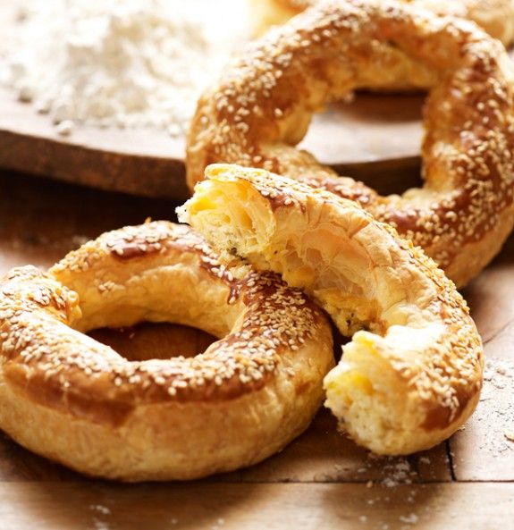 KOULOURIA-SFOLIATAS-GEMISTA