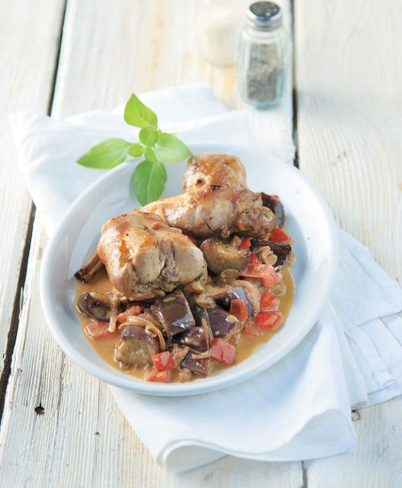 21140709_09029_kouneli-me-tsakonikes-melitzanes