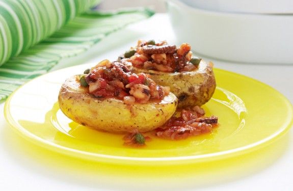 PATATES-GEMISTES-ME-XTAPODI