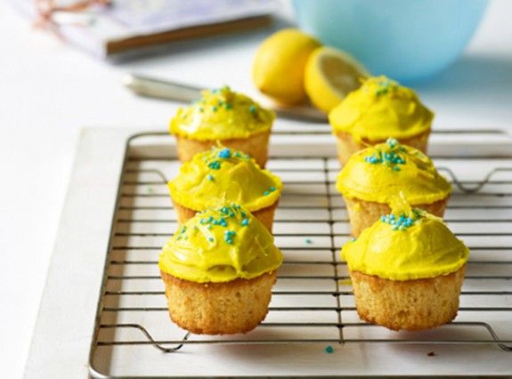 cup-cakes-lemon-anoigma