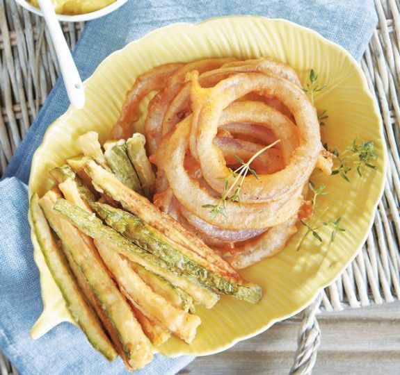 tiganita-kremidia-me-kolokithakia-IMG_0120