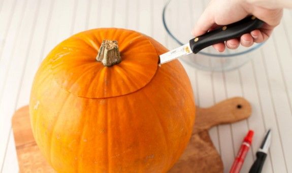 ANOIGMApumpkin-carving-tip-5