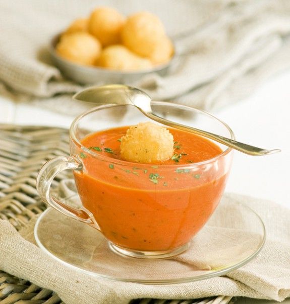 soupa-psitis-piperias-kai-tyrokroketes