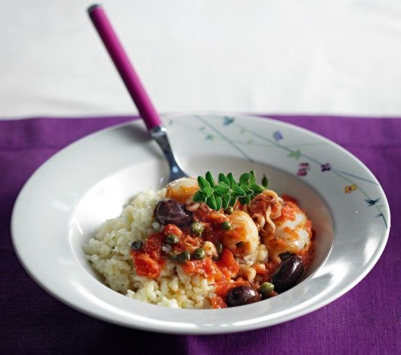 21101214_2706_menuHlia_pilafi-voutyrato-me-saltsa-apo-kokkinista-kalamarakia