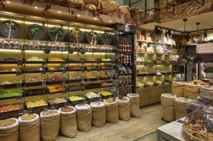 ANOIGMA-CARPO_SHOPS_022