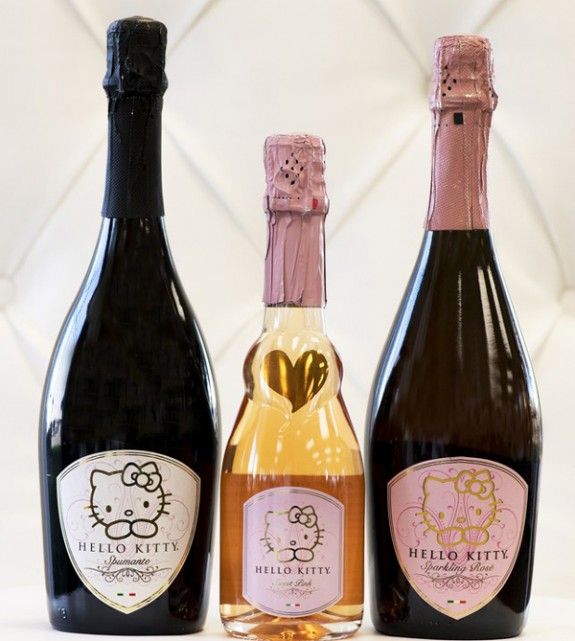 Hello%20Kitty%20Wine%20-%20Group%20Shot