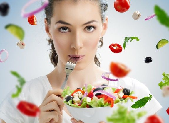 kopela-pou-trwei-anoigma