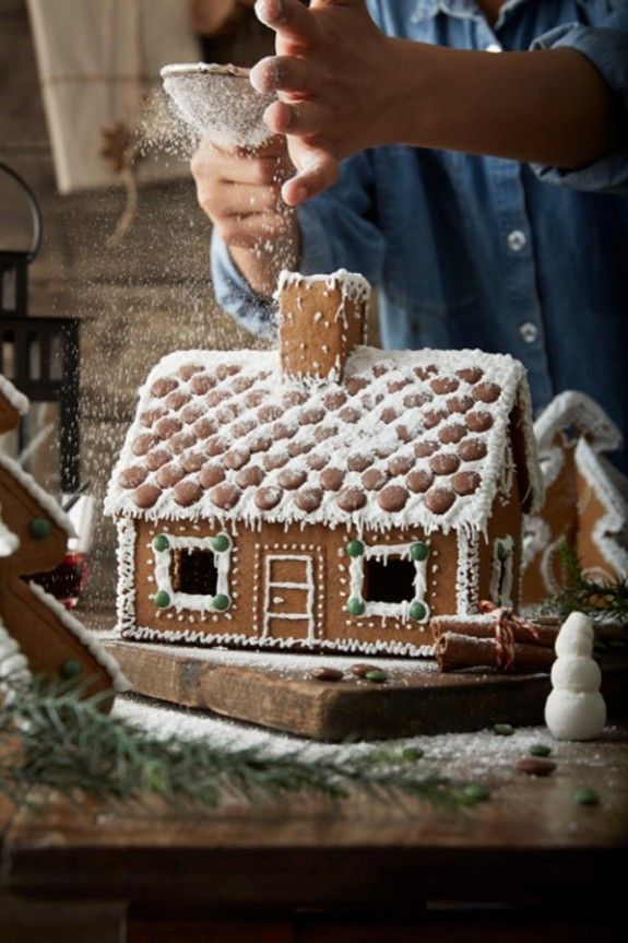 IKEA-Seminaria-Xristougenniatika-Mpiskotospitakia