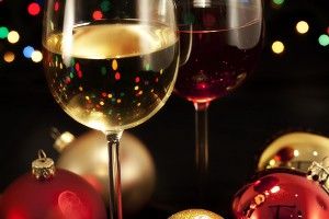 Ελληνικά Κελλάρια Οίνων: Τα κρασιά που απογειώνουν το γιορτινό τραπέζι